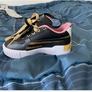 LoL Puma Sneakers for a little girl